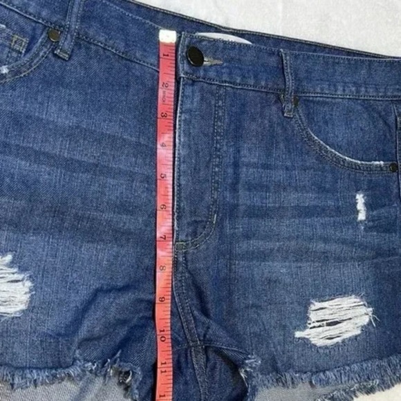 Rachel Hollis Jean Shorts‎ Women's Distressed Denim plus size 18W - Picture 8 of 9